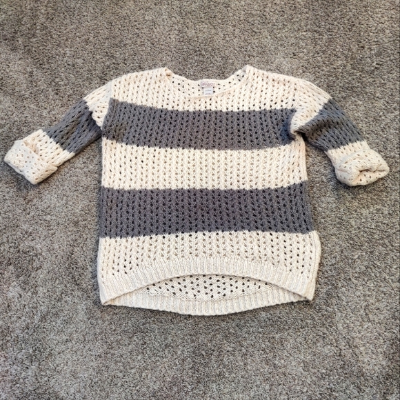 Striped Chunky Knit Sweater - Picture 1 of 4